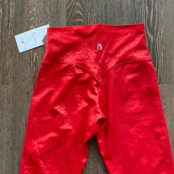 NWT buffbunny set - Picture 5 of 11